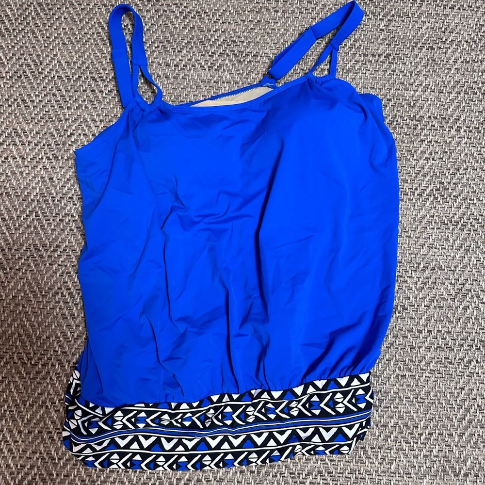 Beautiful, new tankini top